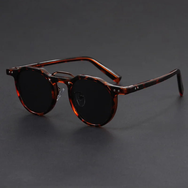 BowLift | Retro Sunglasses | UrbanRay Stark Vintage Vibe | UV400 Protection | Scratch-Resistant Lenses | Unisex
