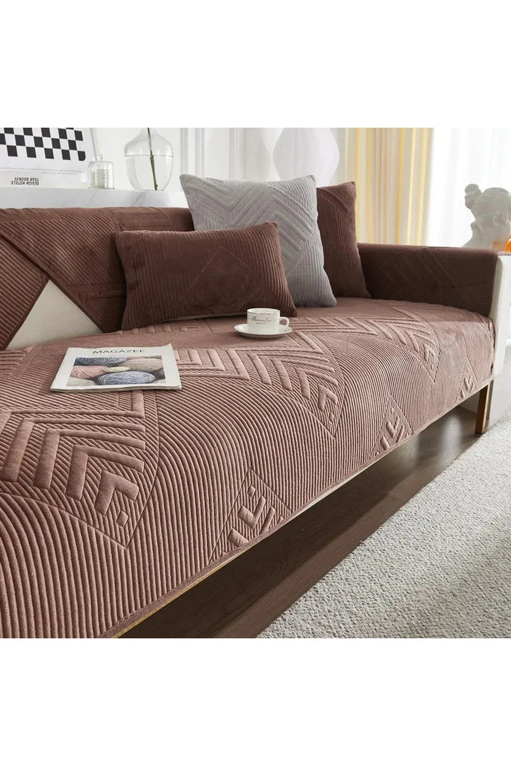 Soft Quilted Sofa Cover | Bowlift