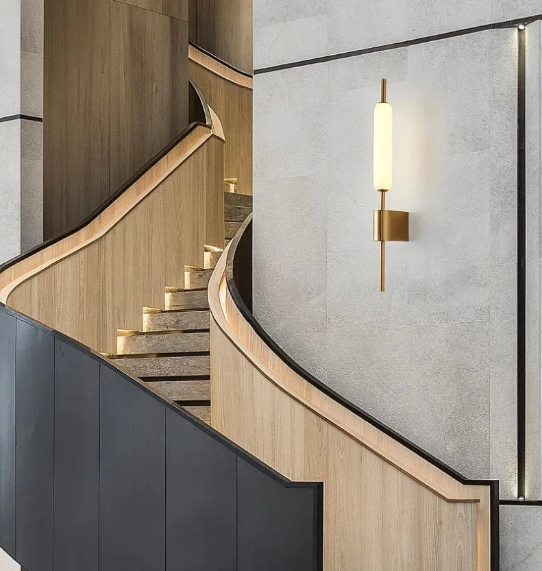 BowLift | AuraGold – Elegant Gold Wall Lamp for LED Illumination