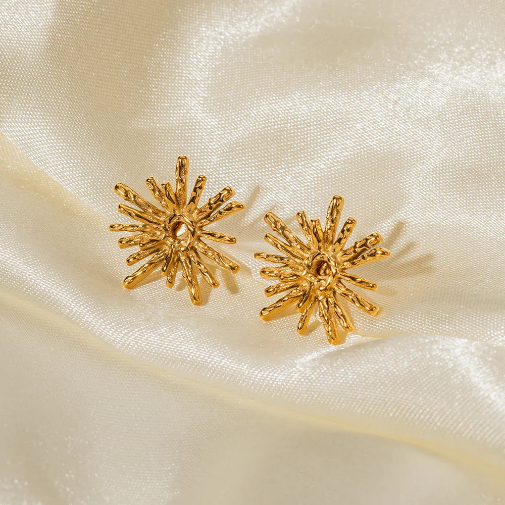 BowLift | Dainty Radial Shine Stud Earrings
