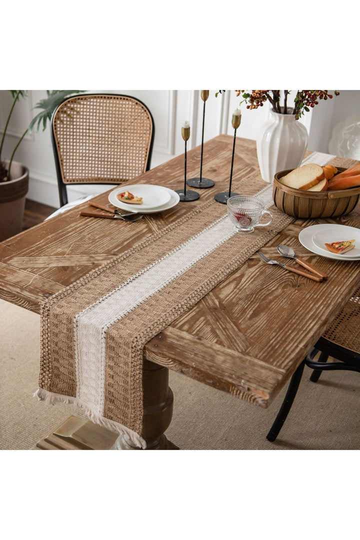 Table Runner - Light Academia | Bowlift