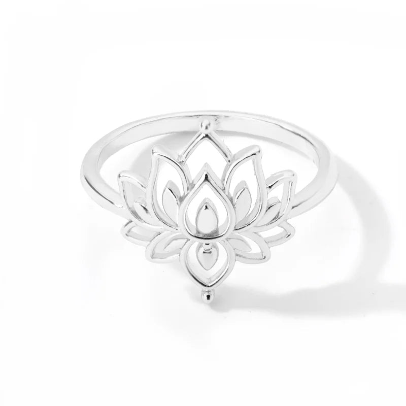 BowLift | Dainty Lotus Flower Outline Ring