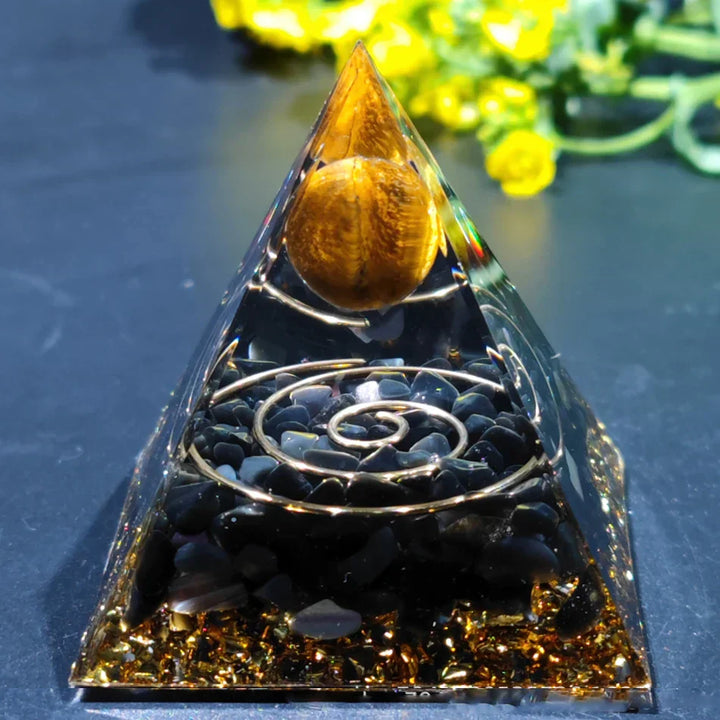 BowLift | Orgonite Pyramid with Amethyst Pendulum – Energy, Protection and Decoration