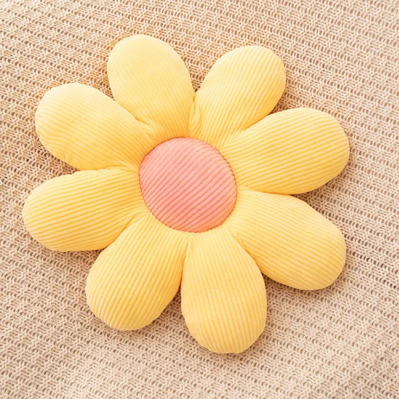Daisy Plush Cushion | Bowlift