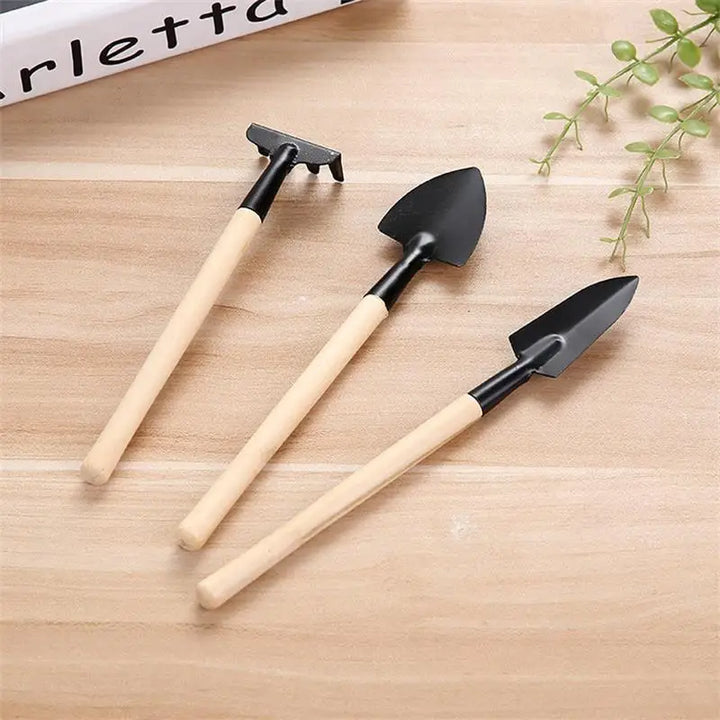 BowLift | 3-piece garden tool set with wooden handles – Handy shovel, rake, and hoe for garden maintenance
