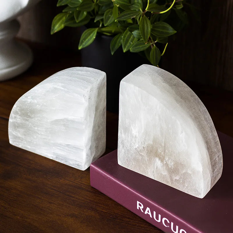BowLift | Onyxa White Onyx Bookend | Elegant Design | 1-piece | Luxurious Decor & Functionality