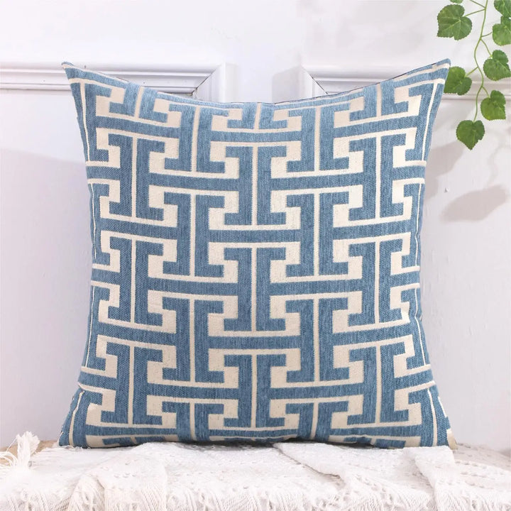 Striped cushion cover in country house style – Decorative sofa cover for living room and couch | Bowlift