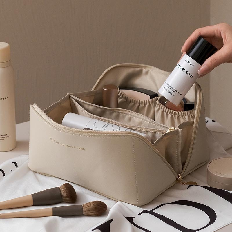 BowLift | Elegant Large Capacity Travel Cosmetic Bag