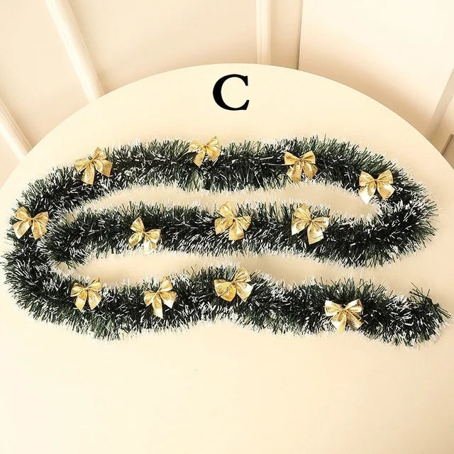 Christmas garland – Snow-flocked decor for indoor and outdoor decoration | Bowlift