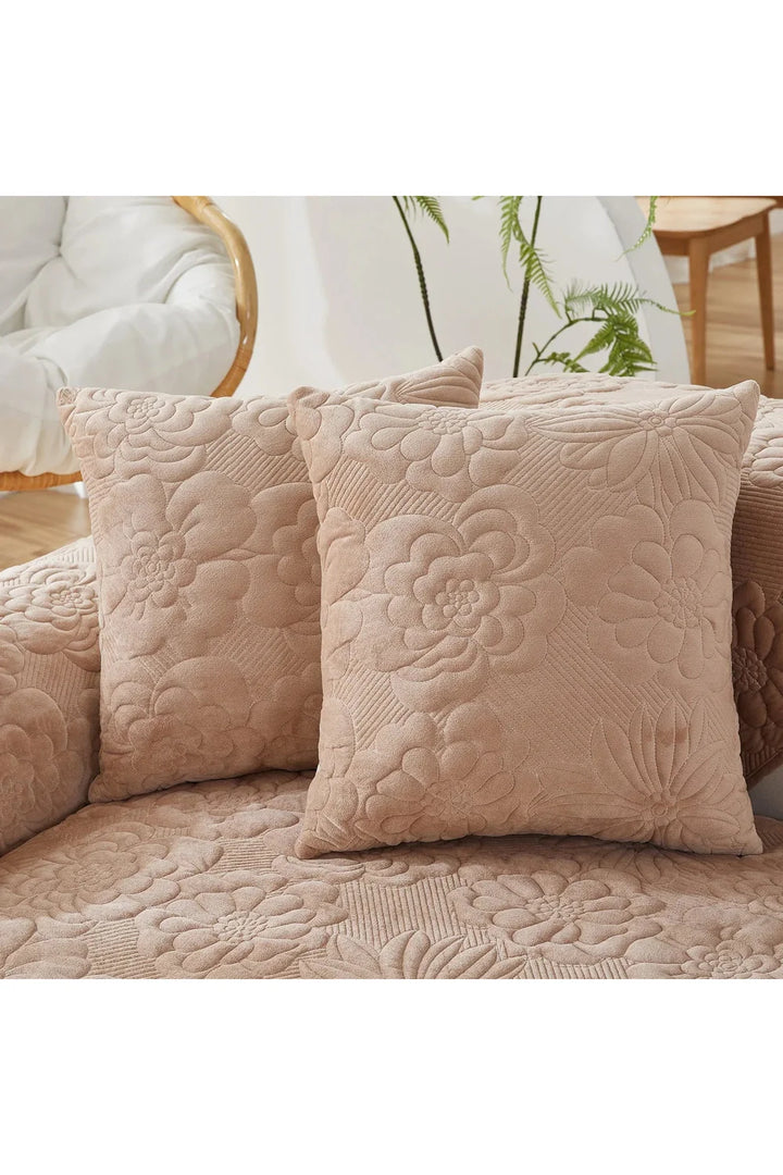 Plush sofa cover | Bowlift