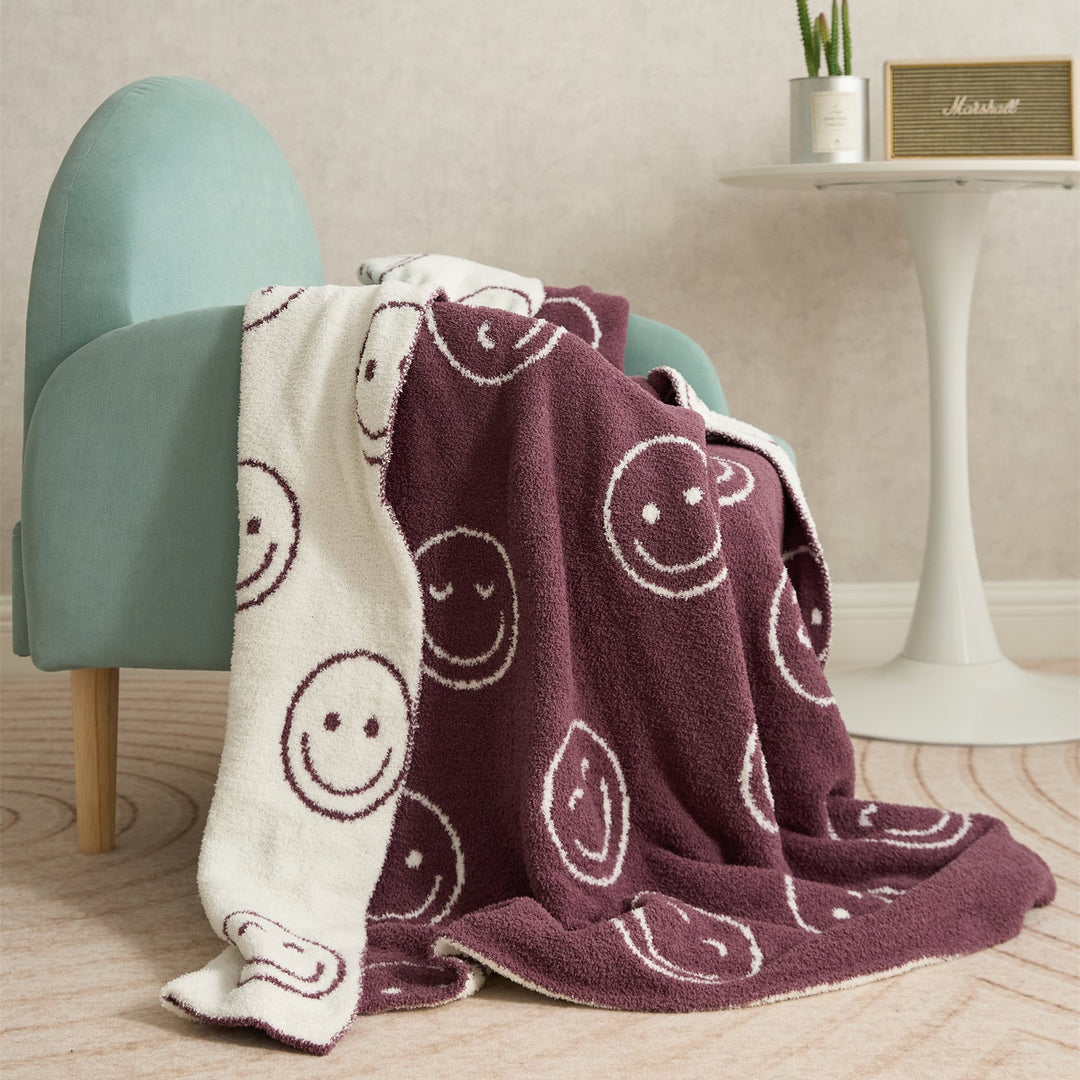 Smiley Blanket | Bowlift