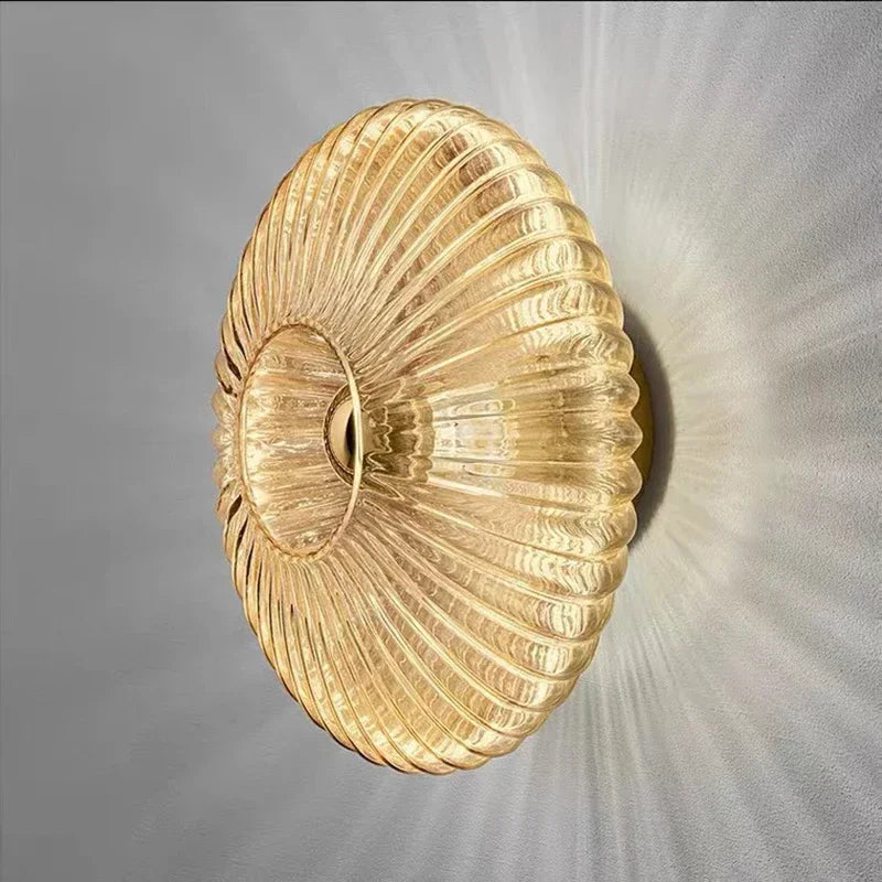 BowLift | Modern Wall Light Made of Glass
