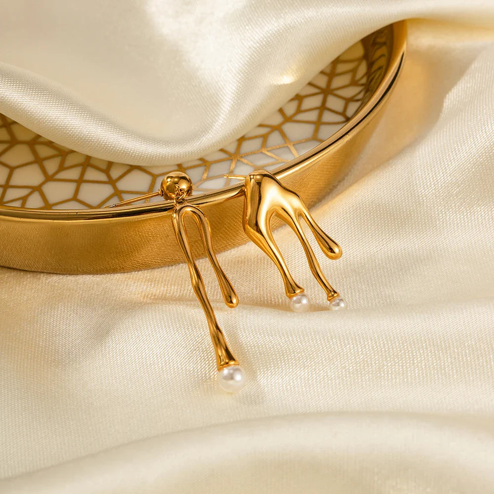 BowLift | 18k Dainty Asymmetrical Melted Gold Pearl Earrings