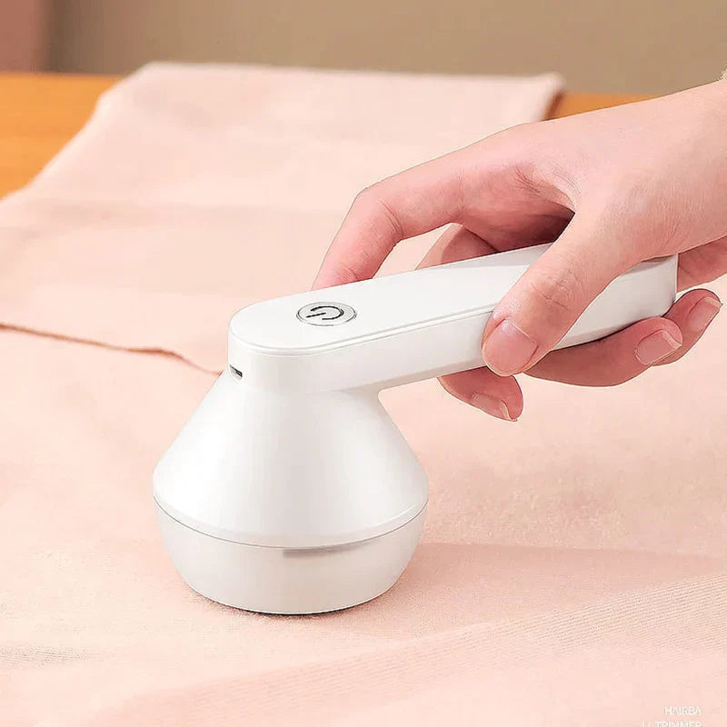 SmoothSweep - Powerful lint remover for fabric Bowlift