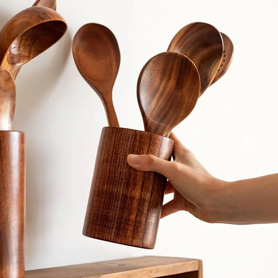 EcoWood – Luxurious cookware set made of wood with storage bucket Bowlift