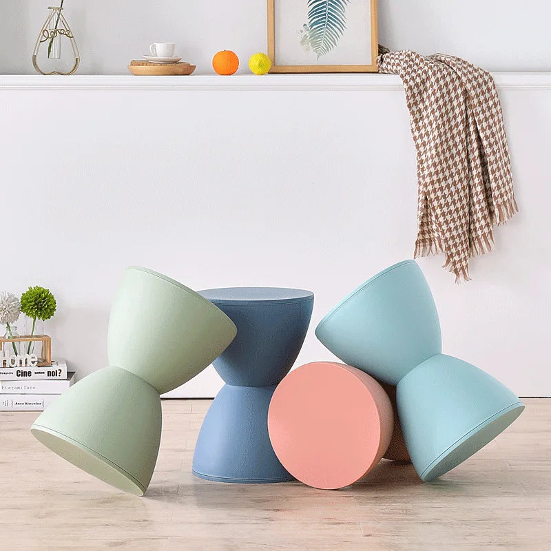 BowLift | Minimalist Side Table Made of Plastic