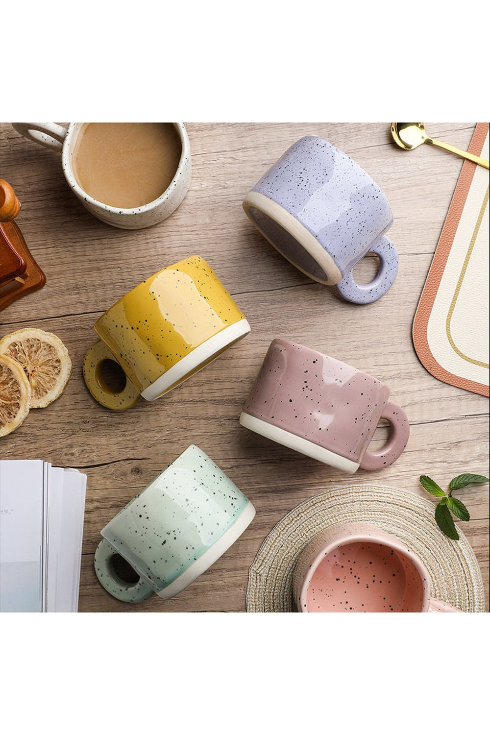 Porcelain-handgrip-cup | Bowlift