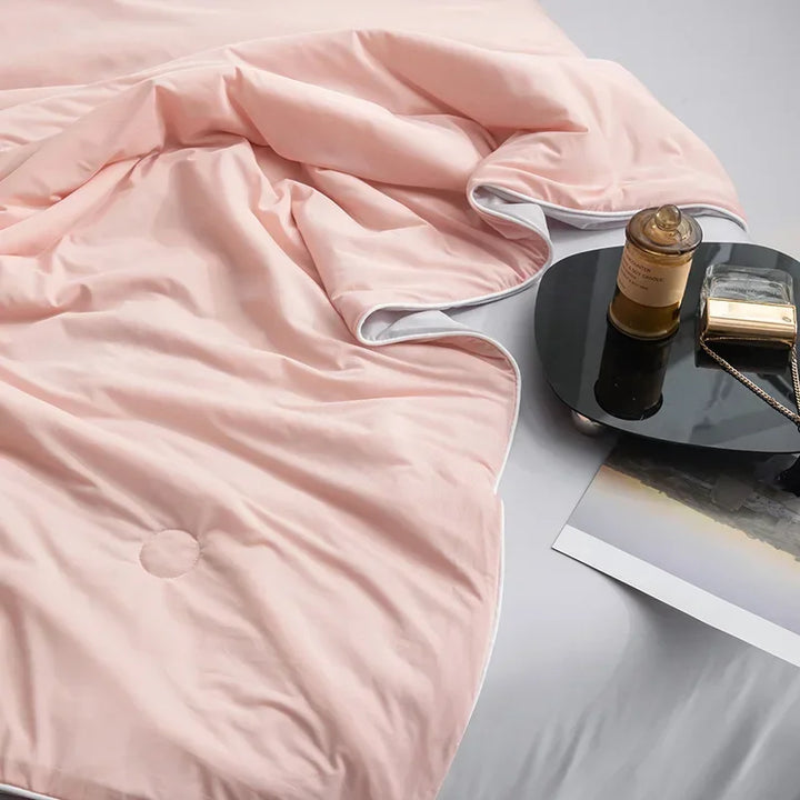 High-Quality Cooling Blanket – Smooth Air-Conditioning Comforter, Lightweight Summer Quilt with Double-Sided Cooling Fabric | Bowlift
