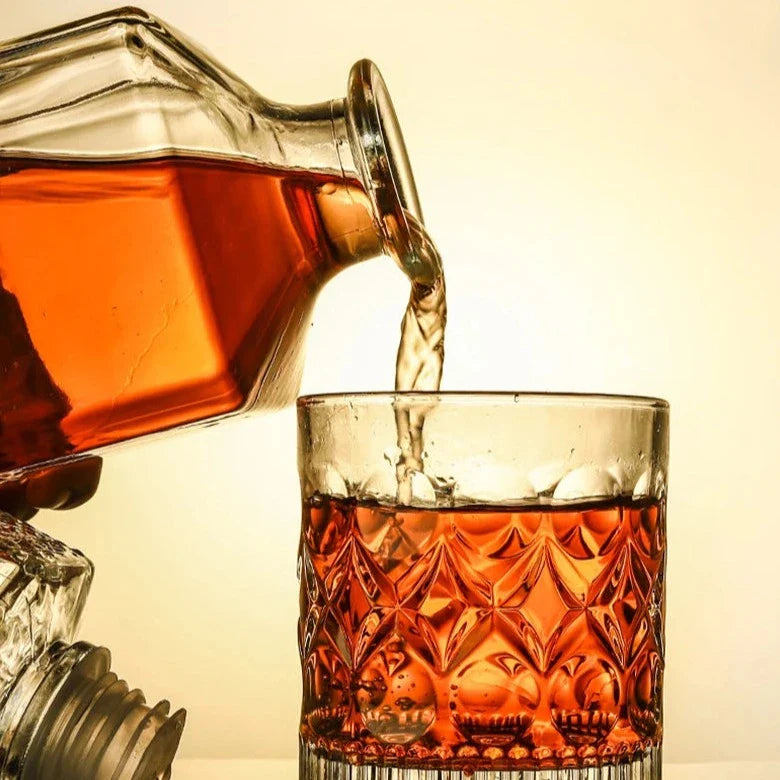 Spirit Glass Decanters Bowlift