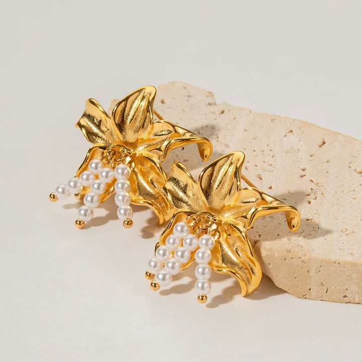 BowLift | Elegant Lily Floral Pearl Earrings