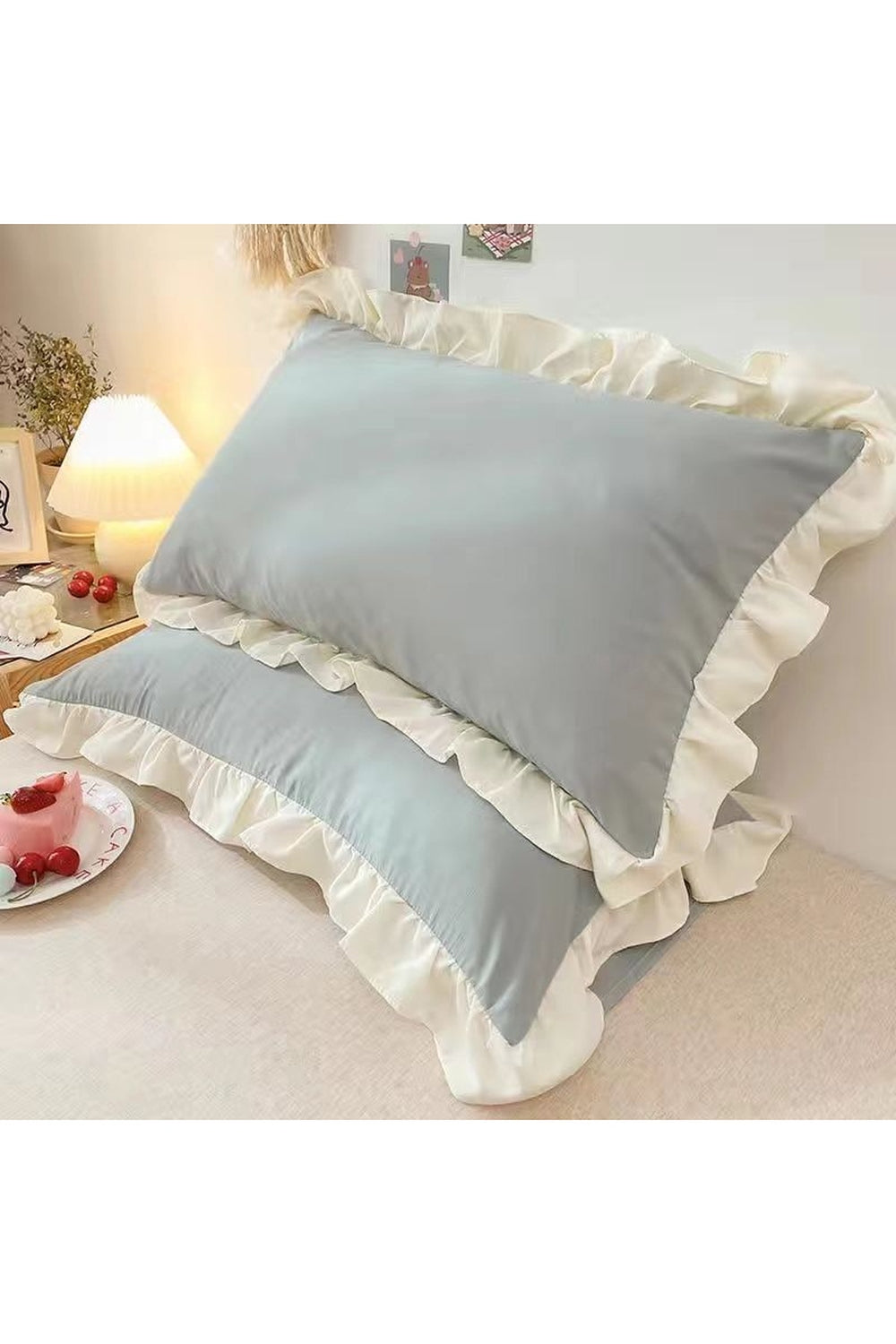 inspired ruffle pillowcases | Bowlift