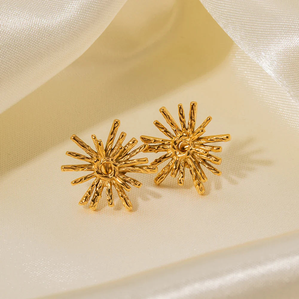 BowLift | Dainty Radial Shine Stud Earrings