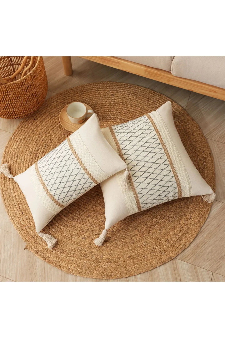 Crochet Tassel Pillowcase | Bowlift