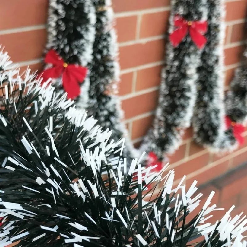 Christmas garland – Snow-flocked decor for indoor and outdoor decoration | Bowlift
