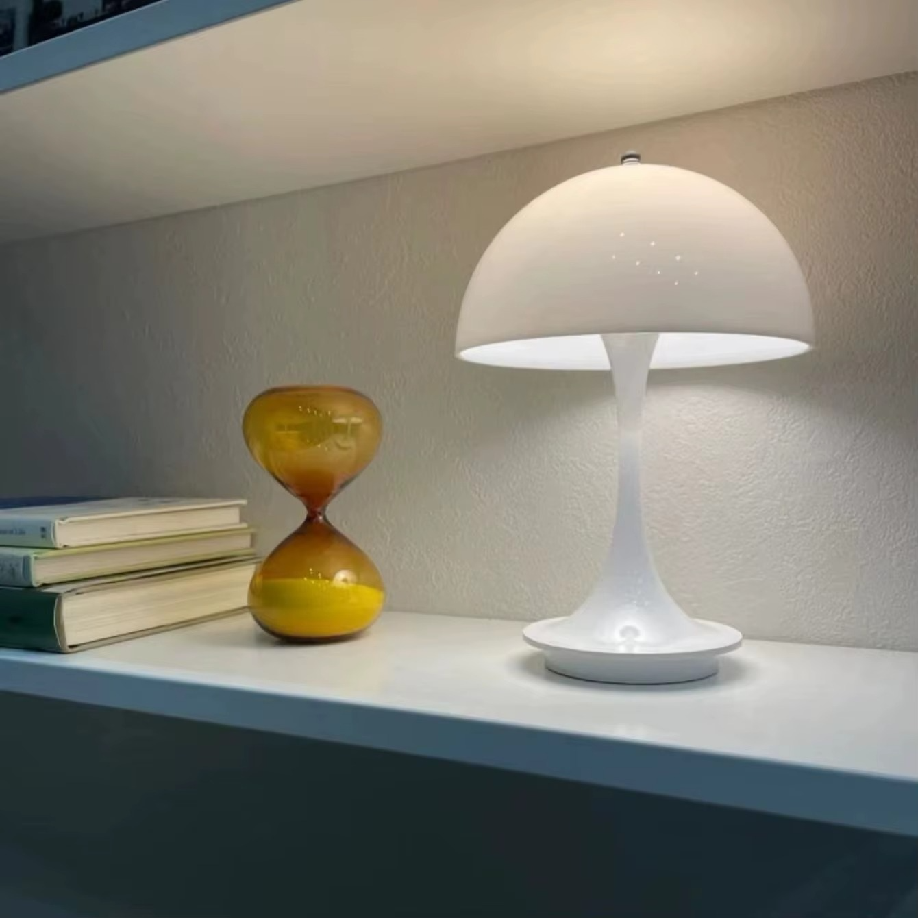 BowLift | Electaura Cordless LED Table Lamp