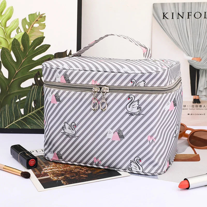 BowLift | Cosmetic bag WildAura | Large capacity | Waterproof & Stylish | Animal print