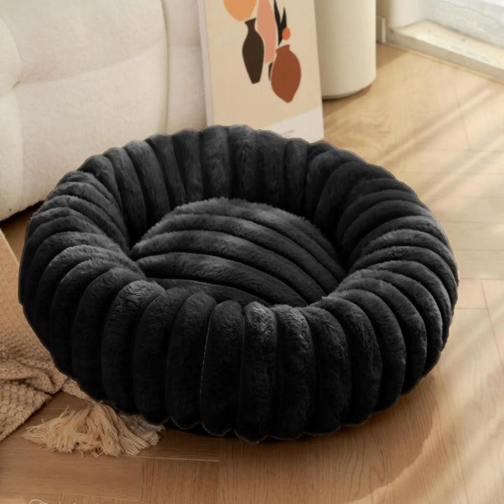 Round donut dog bed made of plush with non-slip bottom Bowlift