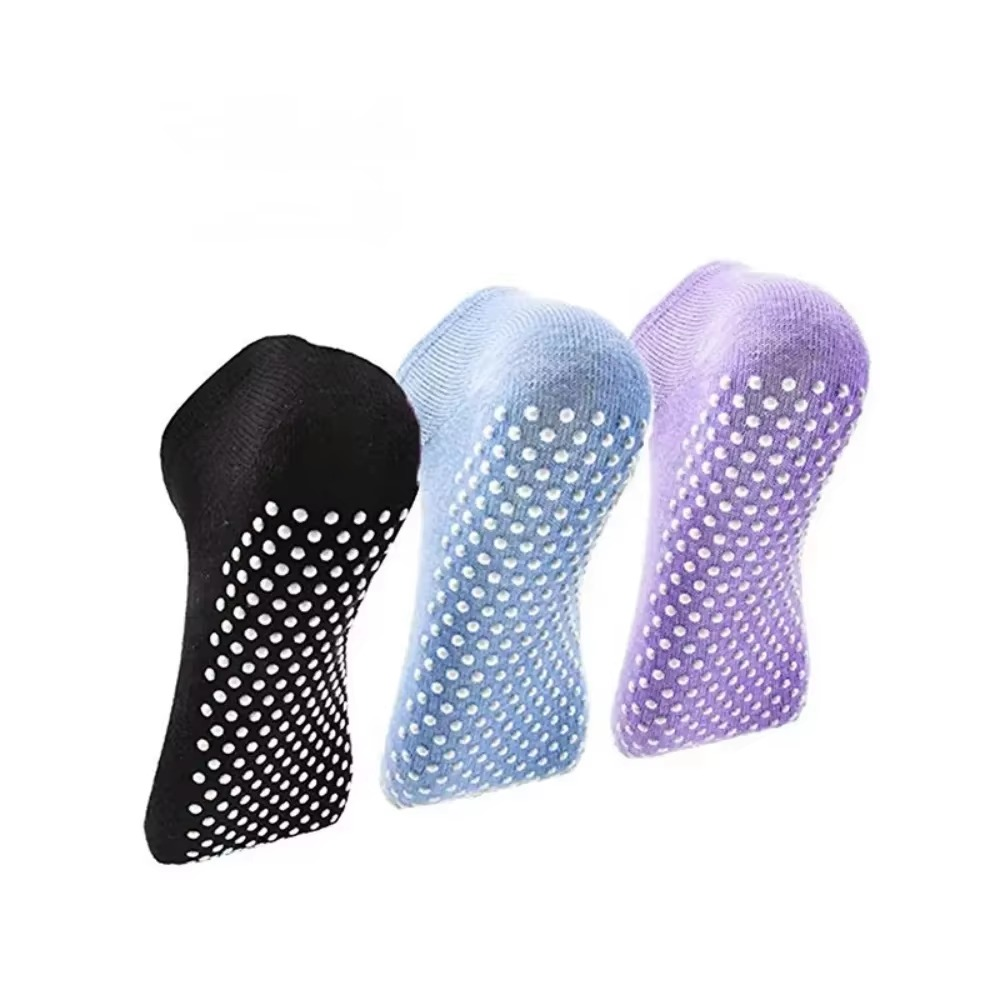 BowLift | Women Anti Slip Cotton Yoga Socks for Trampoline and Sports