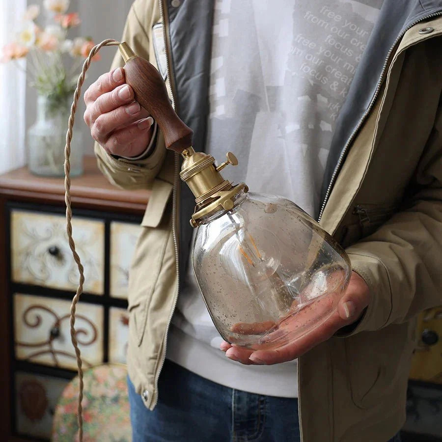 BowLift | NostalgiaLuxe - Elegant vintage glass lamp - Sophisticated ambiance guaranteed