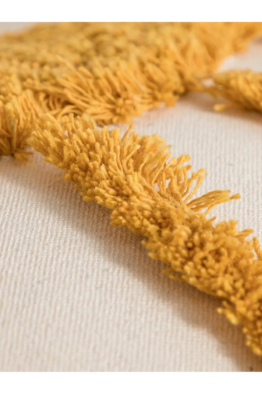Bohemian Sun tufted pillowcase | Bowlift