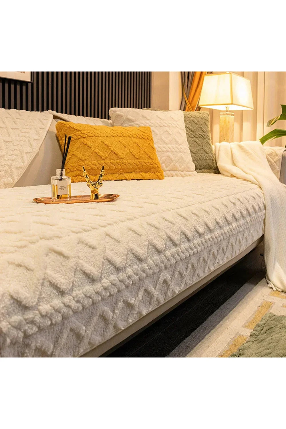 Plush living room blanket | Bowlift