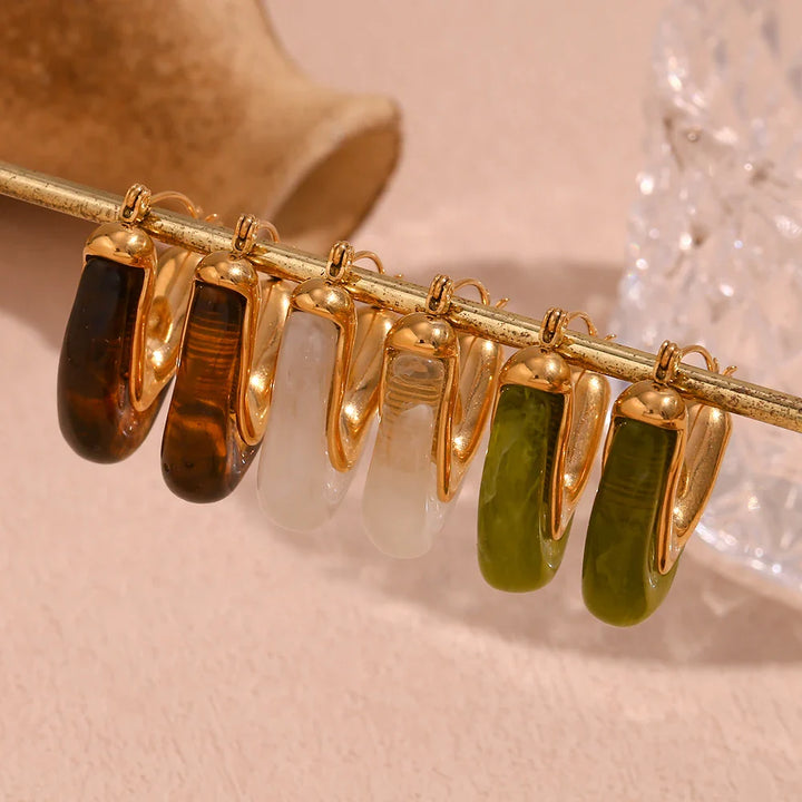 BowLift | 18k Classy V Hoop Earrings