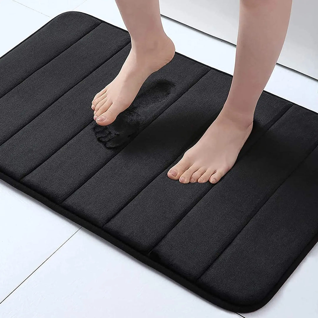 LuxSoft Memory Foam Bath Mat | Bowlift