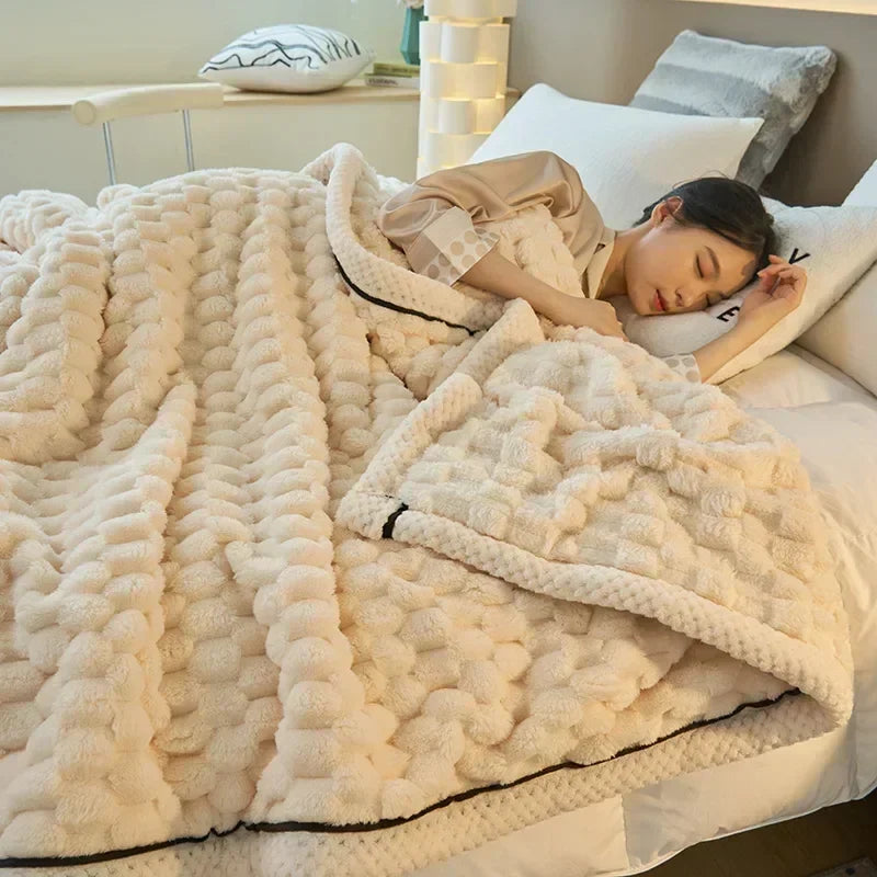 BowLift | Velutura Plush Blanket made of Turtle Velour | Fluffy & Warm | For Bed, Sofa & Travel | Anti-Pilling | Various Sizes & Colors