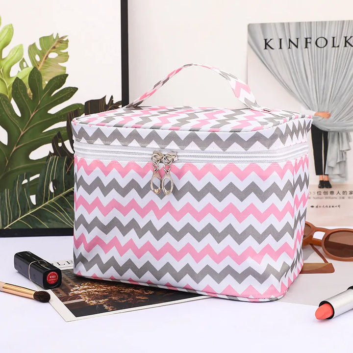 BowLift | Cosmetic bag WildAura | Large capacity | Waterproof & Stylish | Animal print