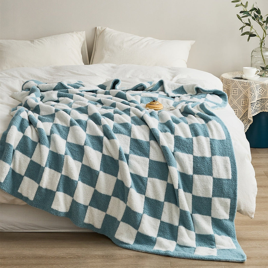 COLOURFUL CHECKERBOARD THROW | Bowlift