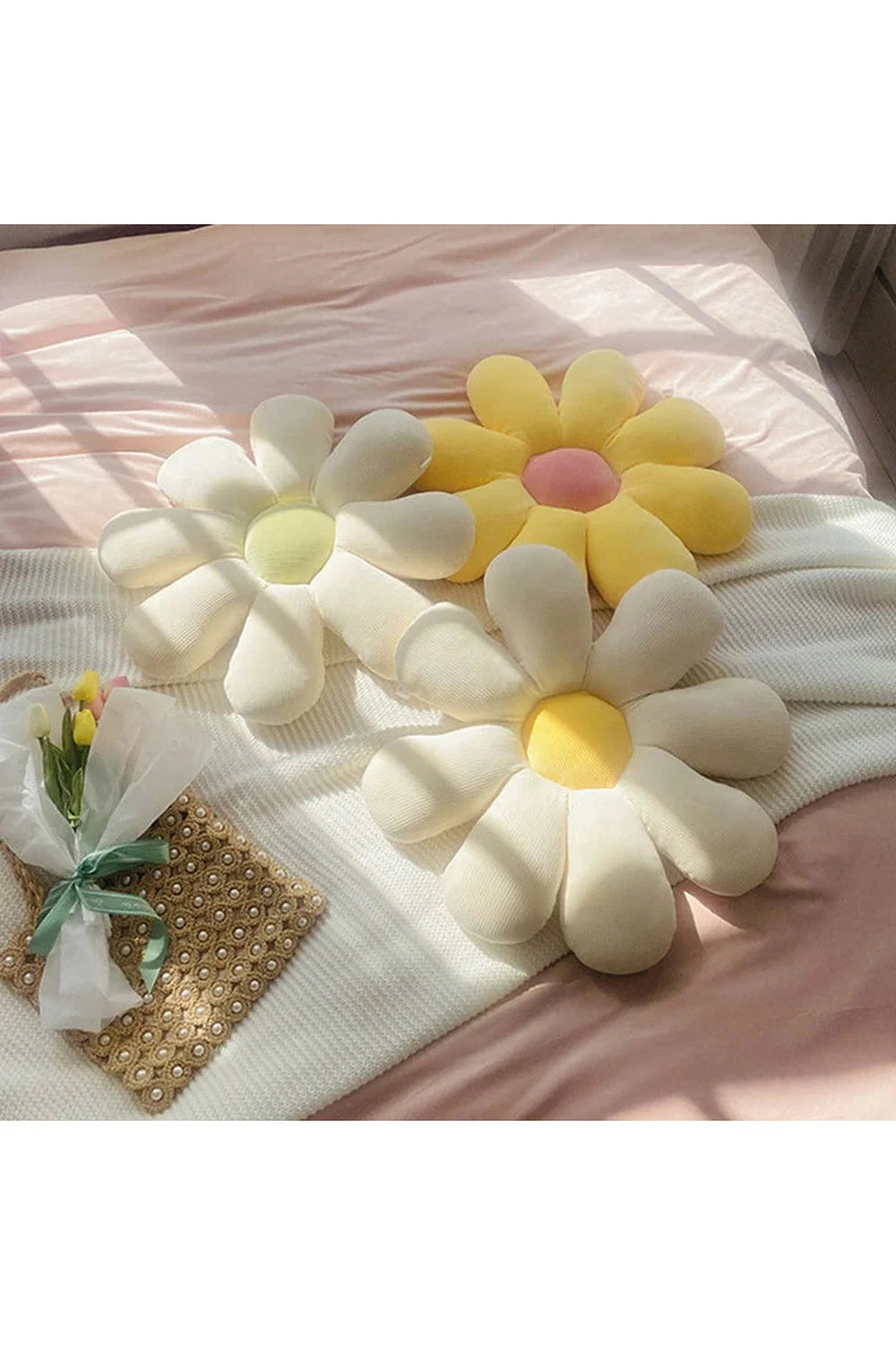 Petal Decorative Cushion | Bowlift