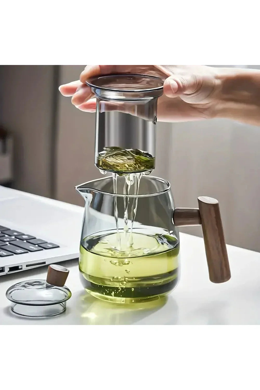 BowLift | Wood Handle Glass Teapot