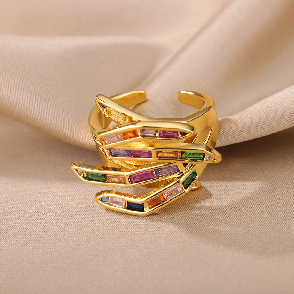 BowLift | Geometric Claw Scattered Diamond Ring