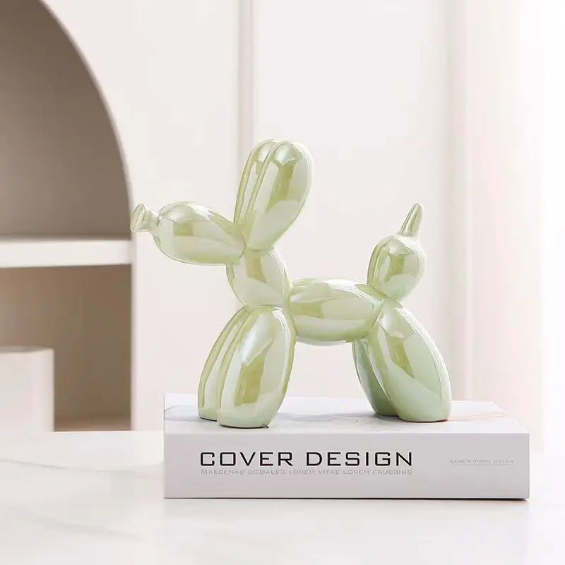 BowLift | – Small dog sculpture made of balloons