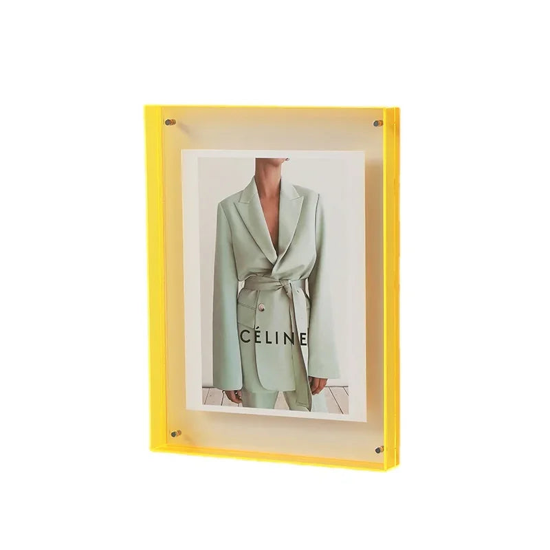 BowLift | Double-sided acrylic photo frame