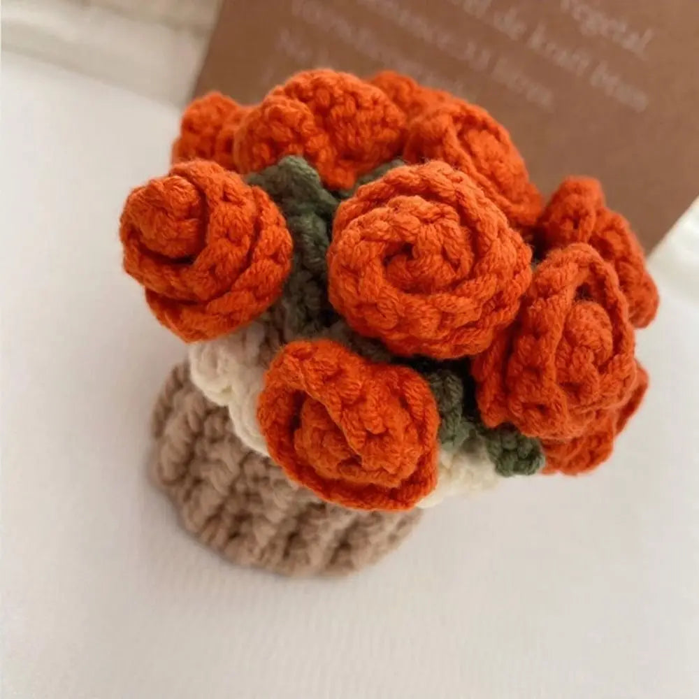 Handcrafted ConvertiBowlifte Yarn Rose Bouquet | Bowlift