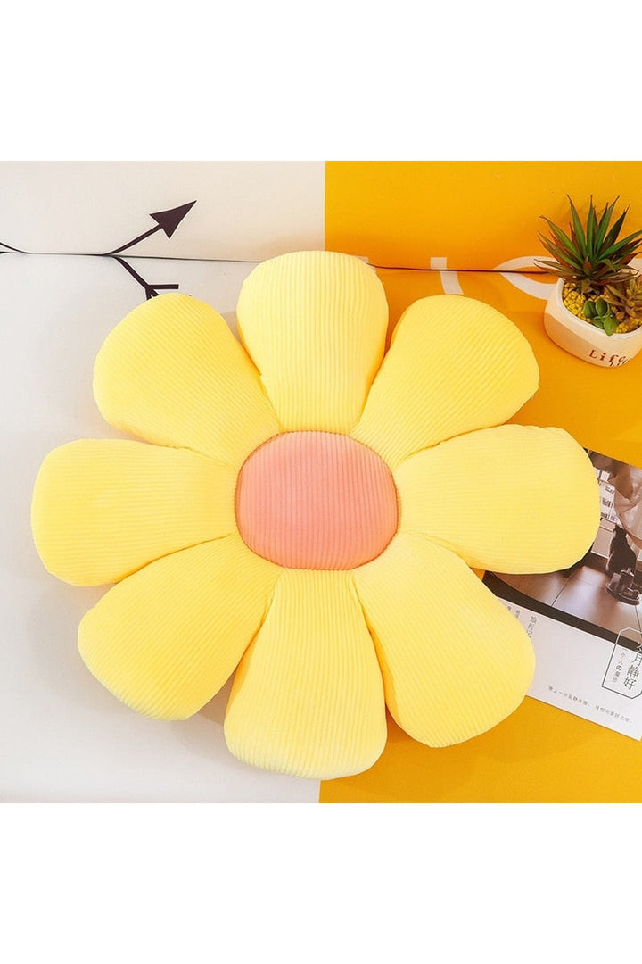 Daisy Cushion Design | Bowlift