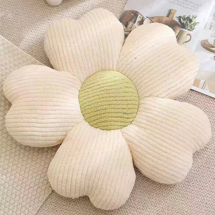 BowLift | Soft Clover Flower Decorative Pillow