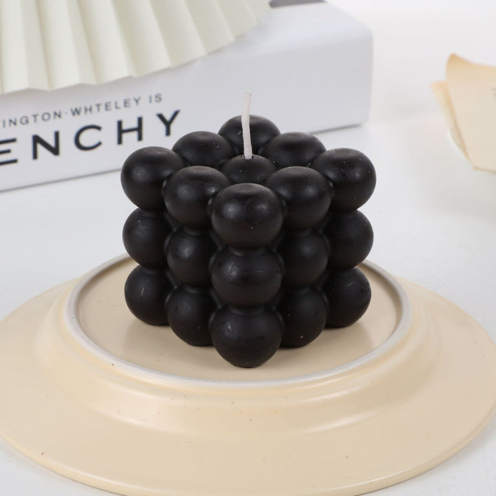 BowLift | BubbleGlow Candle | Complete your interior with this beautiful and trendy candle