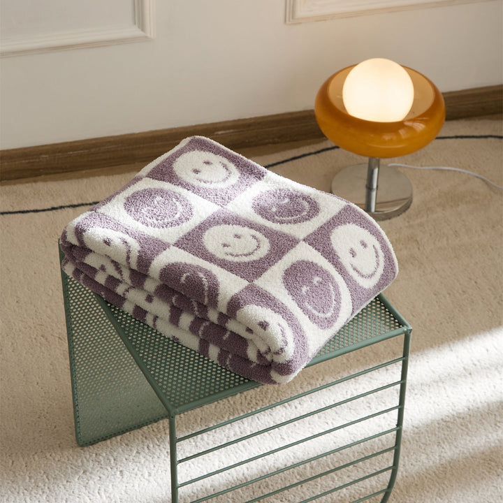 Smiley Checkered Blanket | Bowlift